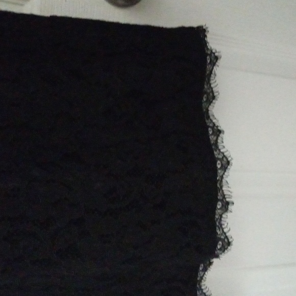 Size 10 Babaton "Rafael" Lace Black Dress - Picture 5 of 9